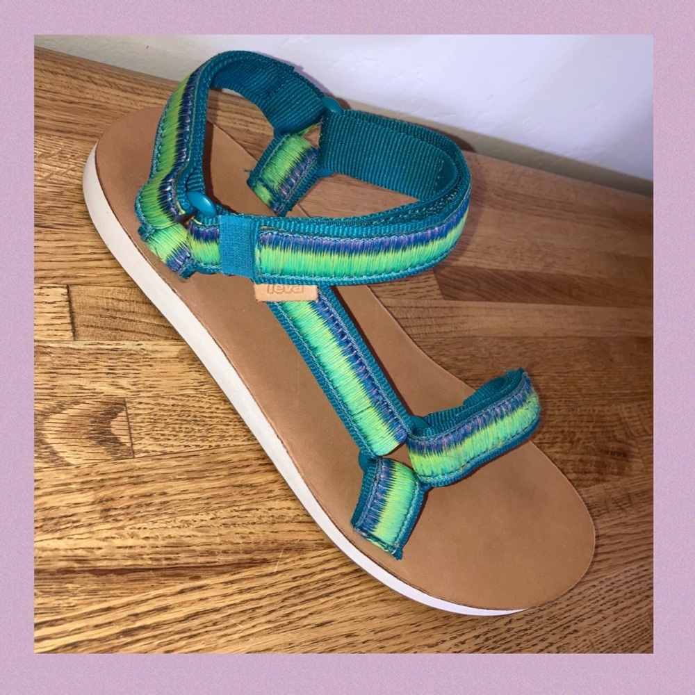 Teva Sandals Leather insole Turquoise & Lime Adjustable Straps  Euc size 10